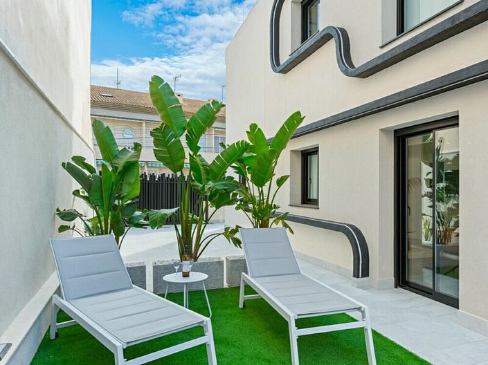 Image No.3-Villa de 4 chambres à vendre à Torre de la Horadada