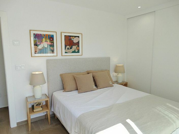 Image No.11-3 Bed Villa for sale