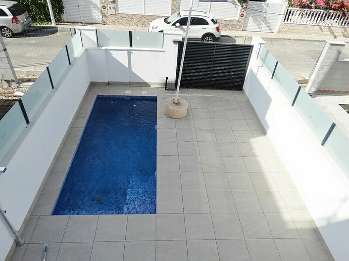 Image No.15-3 Bed Villa for sale