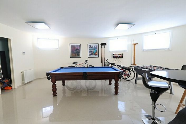 Image No.7-5 Bed Villa for sale