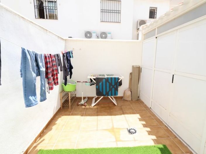 Image No.11-2 Bed Townhouse for sale