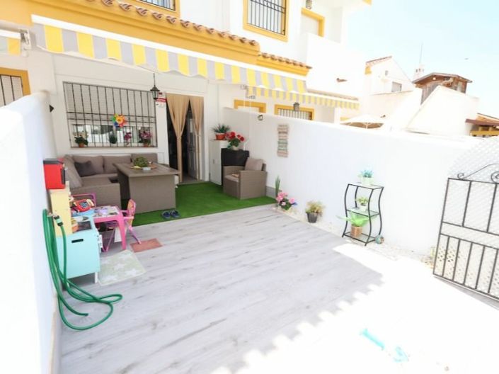 Image No.4-2 Bed Townhouse for sale