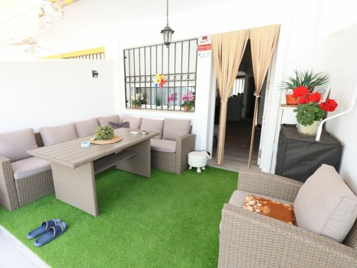 Image No.5-2 Bed Townhouse for sale