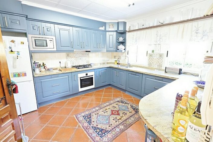 Image No.2-5 Bed Villa for sale