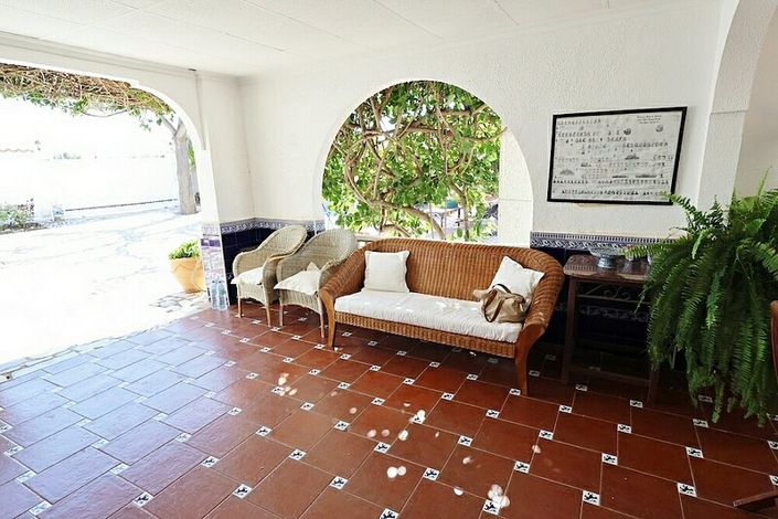 Image No.5-5 Bed Villa for sale