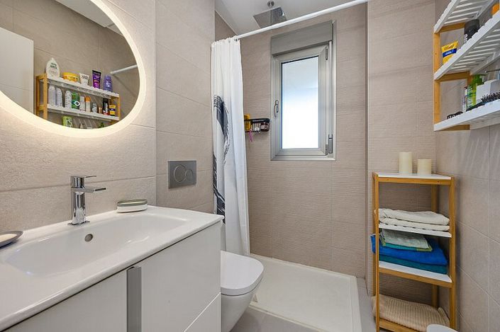 Image No.12-3 Bed Apartment for sale