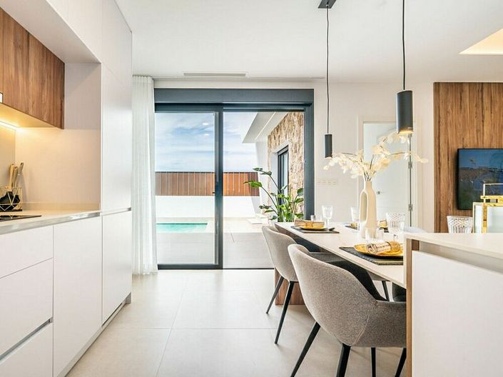 Image No.6-3 Bed Villa for sale