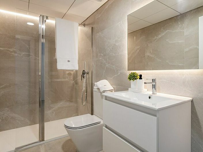 Image No.15-3 Bed Apartment for sale