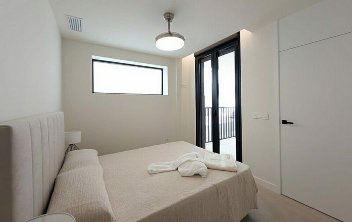 Image No.10-2 Bed Apartment for sale