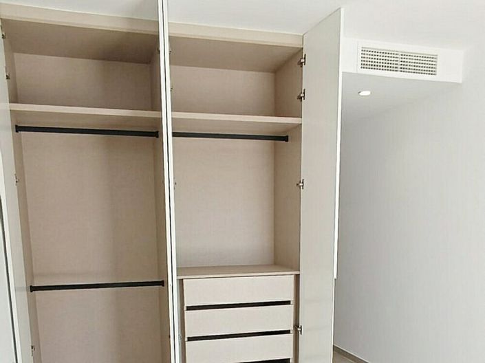 Image No.12-3 Bed Apartment for sale