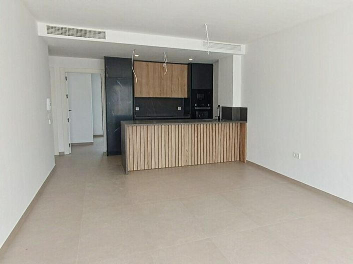 Image No.6-3 Bed Apartment for sale