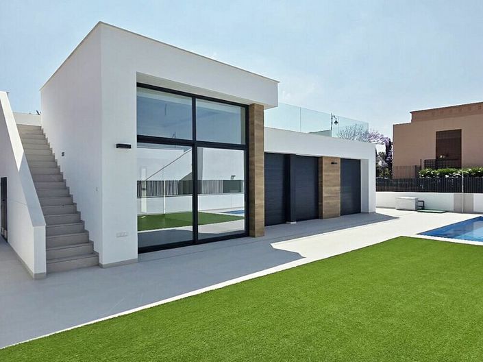 Image No.9-3 Bed Villa for sale