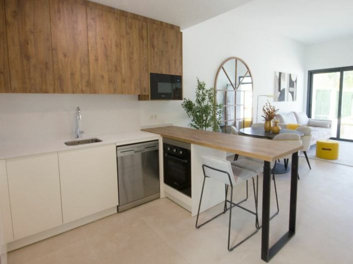 Image No.11-2 Bed Apartment for sale