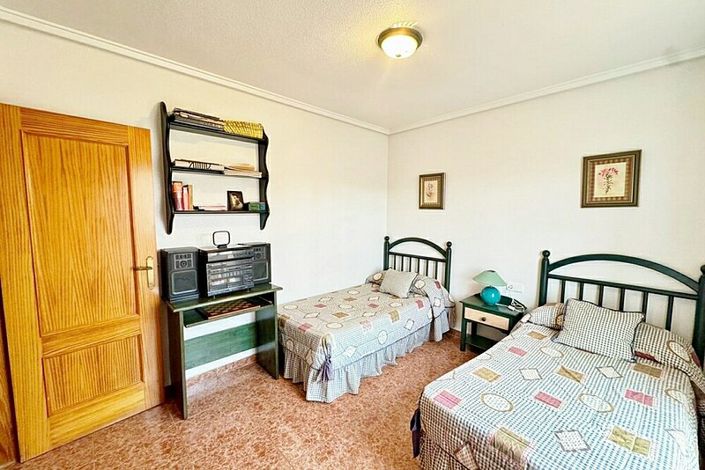 Image No.12-Villa de 2 chambres à vendre à Torrevieja