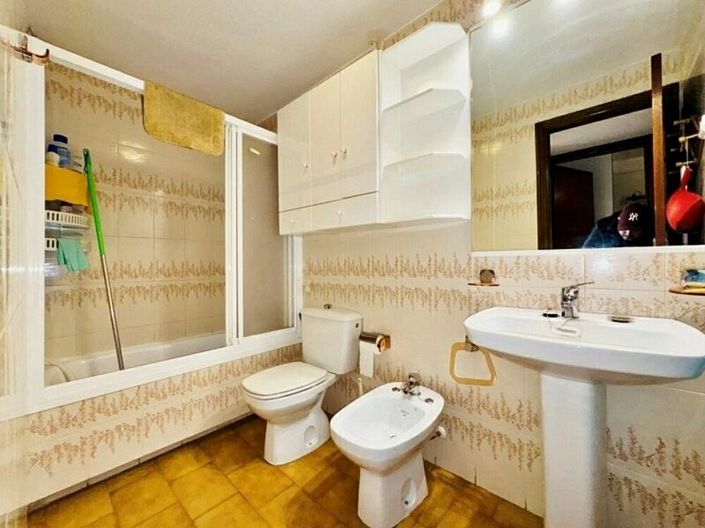 Image No.9-2 Bed Apartment for sale