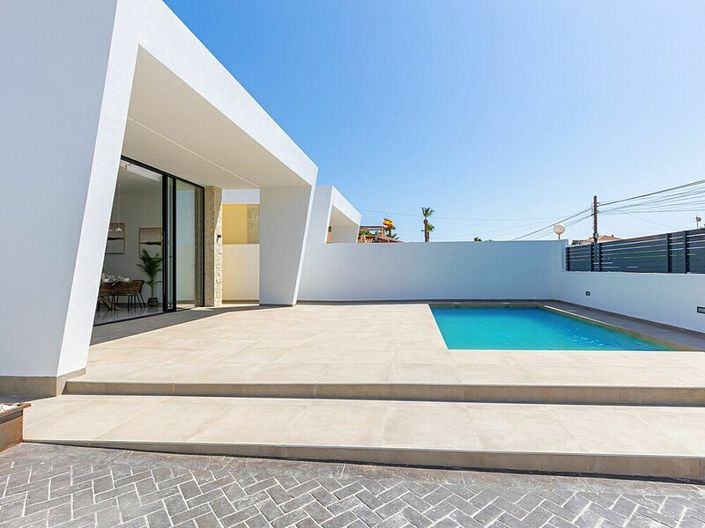 Image No.2-Villa de 3 chambres à vendre à Torrevieja