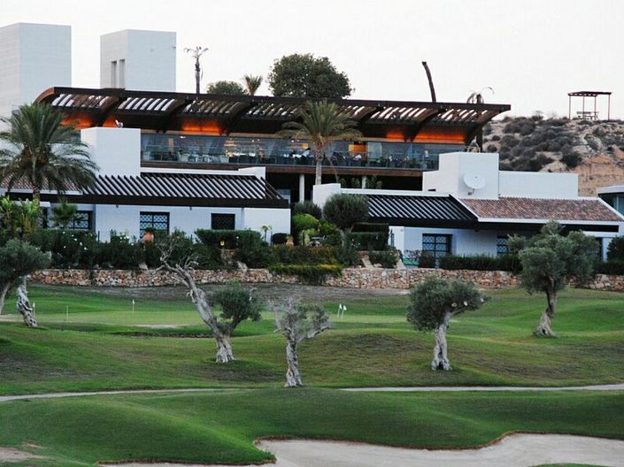 Image No.7-Villa de 4 chambres à vendre à Peraleja Golf