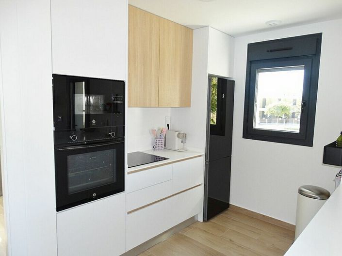 Image No.4-3 Bed Apartment for sale