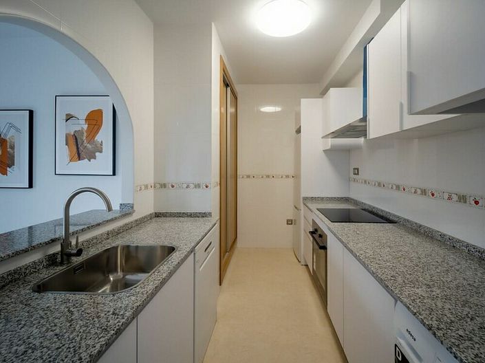 Image No.8-2 Bed Apartment for sale
