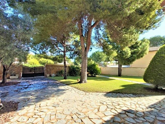 Image No.10-Villa de 4 chambres à vendre à Orihuela Costa