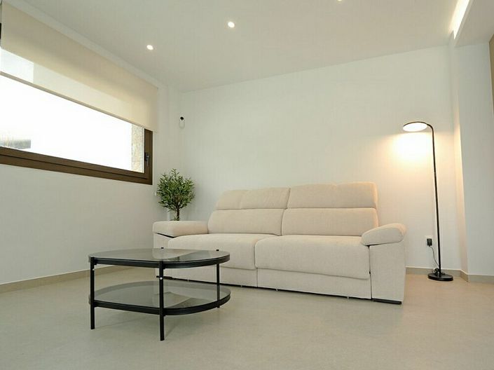Image No.7-3 Bed Villa for sale