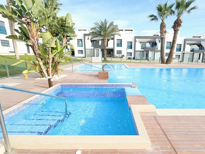 Image No.4-2 Bed Apartment for sale