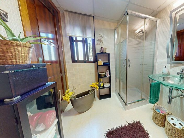 Image No.8-5 Bed Villa for sale