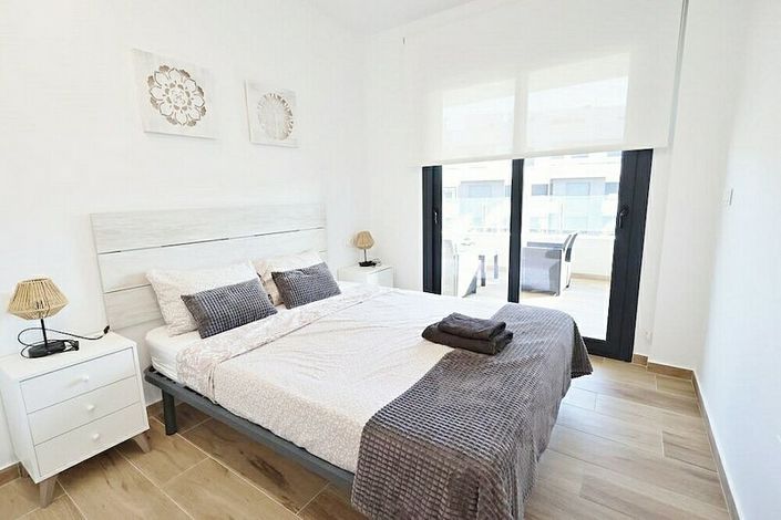 Image No.5-2 Bed Apartment for sale