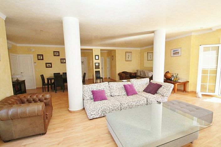 Image No.5-Villa de 5 chambres à vendre à Cabo Roig
