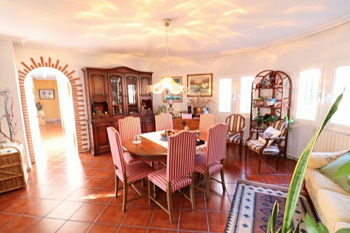 Image No.5-Villa de 5 chambres à vendre à Torrevieja