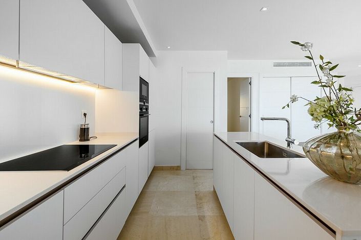 Image No.2-2 Bed Townhouse for sale