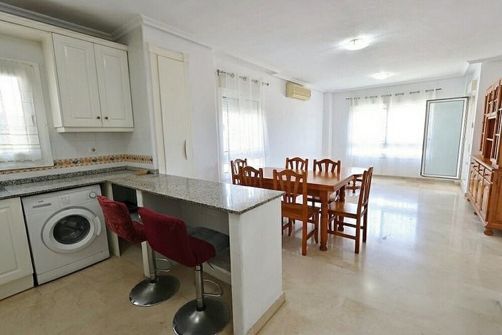 Image No.2-Appartement de 2 chambres à vendre à Playa Flamenca