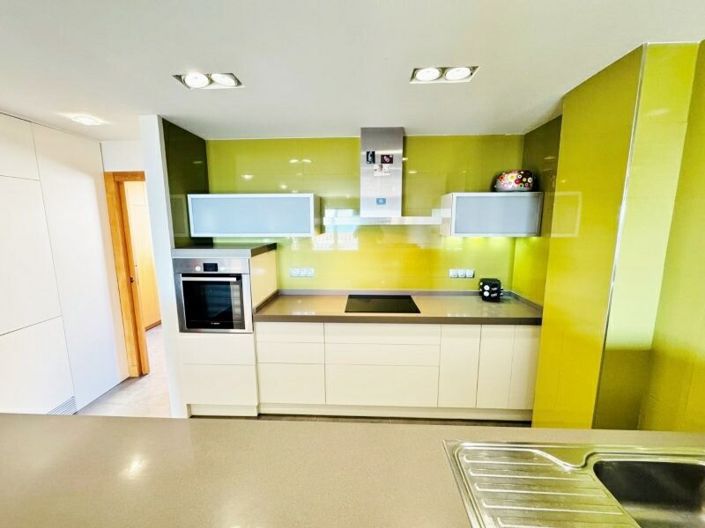 Image No.8-2 Bed Apartment for sale