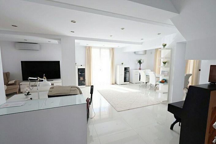 Image No.2-Villa de 4 chambres à vendre à Cabo Roig