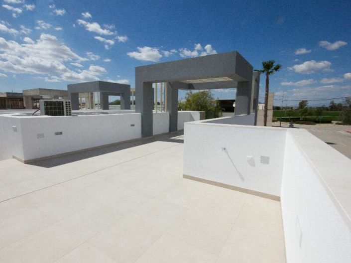 Image No.15-3 Bed Apartment for sale