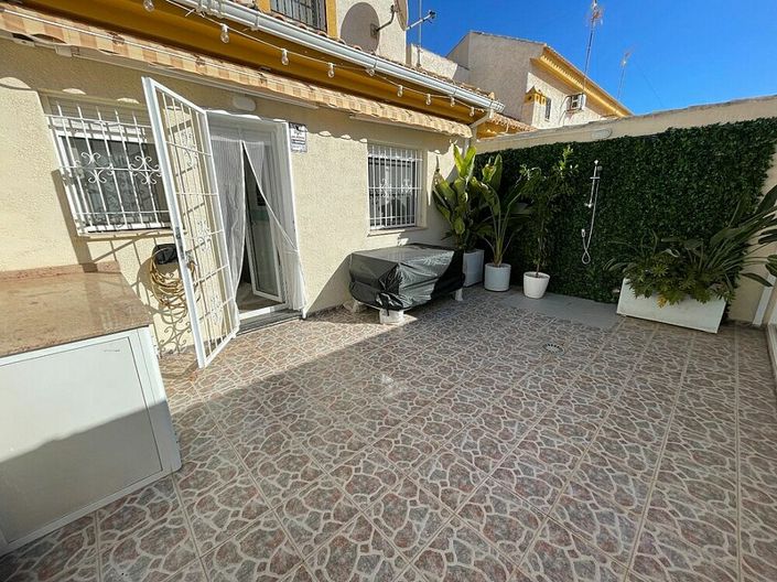 Image No.16-3 Bed Townhouse for sale