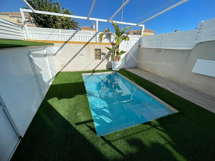 Image No.2-3 Bed Townhouse for sale