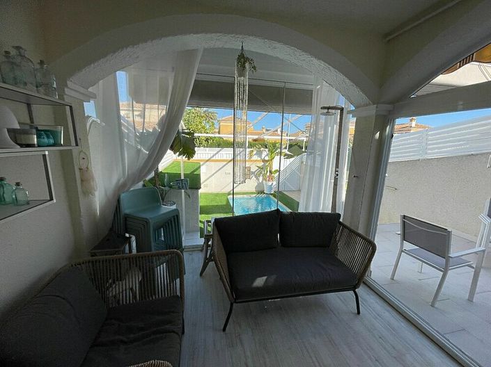Image No.4-3 Bed Townhouse for sale