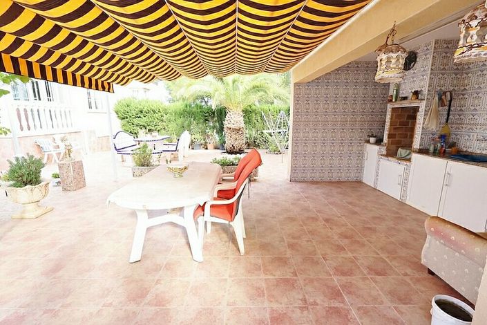 Image No.6-Villa de 5 chambres à vendre à Orihuela Costa