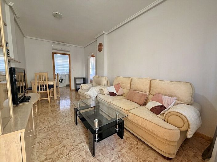 Image No.3-Appartement de 2 chambres à vendre à Villamartin