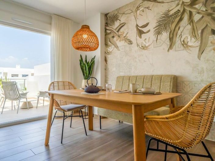 Image No.5-2 Bed Apartment for sale