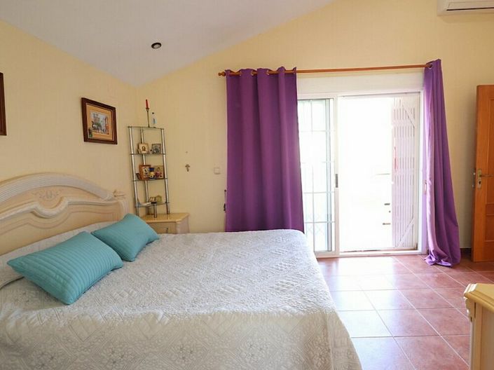 Image No.13-Villa de 4 chambres à vendre à Playa Flamenca