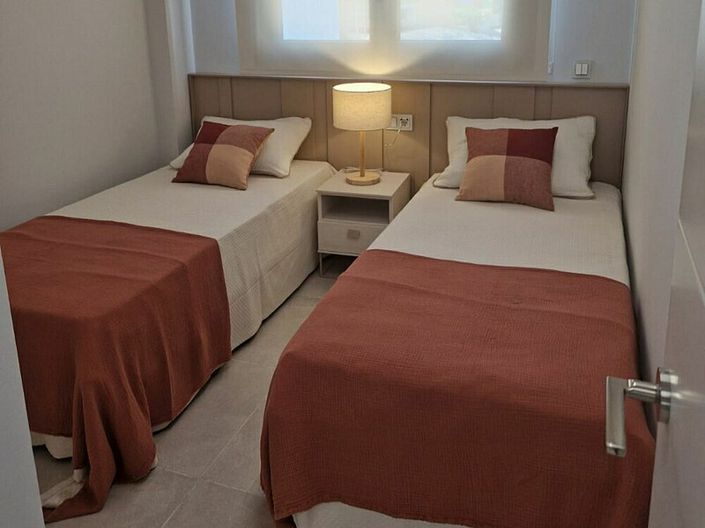 Image No.9-2 Bed Apartment for sale