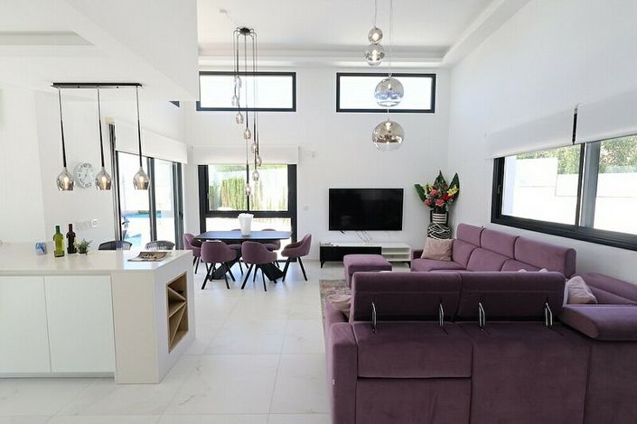 Image No.5-3 Bed Villa for sale