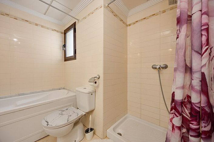 Image No.9-2 Bed Apartment for sale