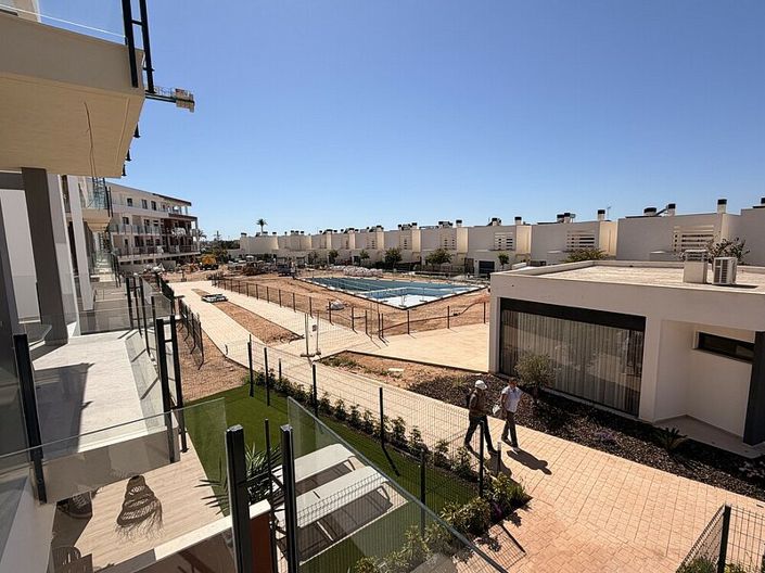 Image No.4-2 Bed Apartment for sale
