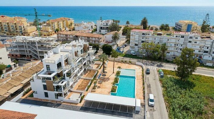 Image No.14-3 Bed Apartment for sale