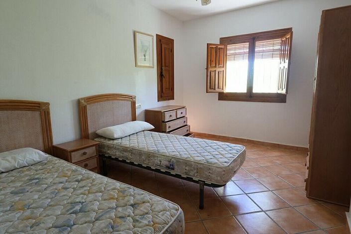 Image No.14-4 Bed Villa for sale