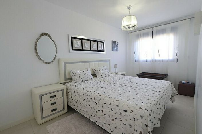 Image No.8-2 Bed Apartment for sale
