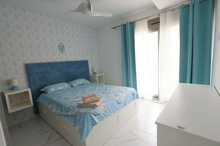 Image No.12-3 Bed Villa for sale